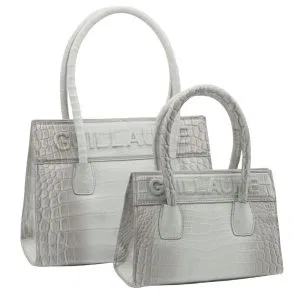 Guillaume Bags handgemaakte luxe tas – originele art bag Handmade luxury bag van Guillaume – limited edition Zeldzame handgemaakte tas – investeren in exclusieve mode Originele luxe tas uit Italië – art collection Extremely rare art bag – limited edition Guillaume Must-have designer tas – handgemaakt en uniek Limited edition tas – exclusieve art bag collectie Luxe handgemaakte tassen collectie – Guillaume Bags Zeldzame crocodile tas – gecertificeerd leder Ferrari art bag – unieke kunsttas Ferrari geïnspireerde tas – luxe art collectie Gecertificeerd leder – handgemaakte luxe tas Art bag van kunstenaar Guillaume – original collection Original limited edition art bag – handmade in Italy Handgemaakte tas Italië & Nederland – exclusieve collectie Contemporary artist art bag – unieke modekunst Kunstcollectie handgemaakte tassen – Guillaume Exclusieve art & fashion tas – limited edition Wereldrecord en wereldkampioen kunstenaar – Guillaume Bags Online shop luxe tassen – Guillaume Bags Mode tas met kunst – unieke merchandising Designer tas handgemaakt – originele kunsttas Sleutelhanger van gecertificeerd leder – art merchandise Luxe portemonnee handgemaakt – limited edition Mini tas handgemaakt – exclusieve art bag Grote handgemaakte tas – luxe schoudertas Schoudertas van gecertificeerd leder – art collectie Crocodile leather art bag – extremely rare Original art bag – handgemaakt en uniek design Limited editions luxury bags – handmade art Fashion art bag – must have designer item